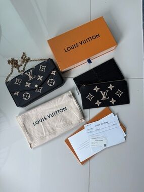 Louis Vuitton Pochette Felicie Black/Beige Monogram Full Set